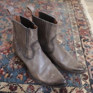Frye Sacha western style boot size 7